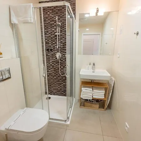 2br With Park & Museum View - 1 - Elevator - Self Check-in * Praag