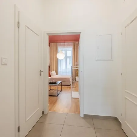 2br With Park & Museum View - 1 - Elevator - Self Check-in Praag