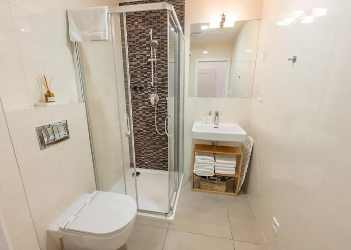 2br With Park & Museum View - 1 - Elevator - Self Check-in * Прага