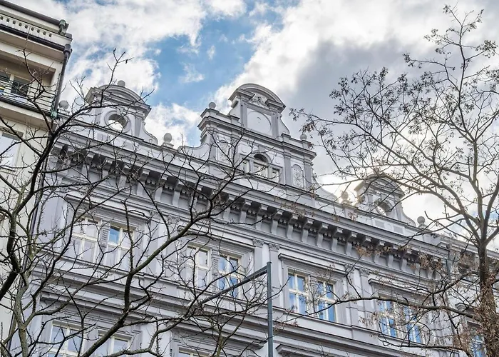 2br With Park & Museum View - 1 - Elevator - Self Check-in Апартаменты
