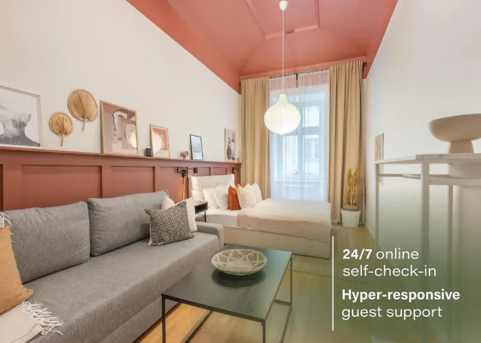 2Br Apt With Park & Museum View - Prague Center アパート プラハ
